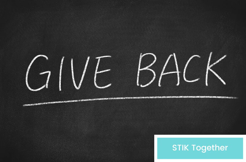 8 Ways to Give Back to Your Community