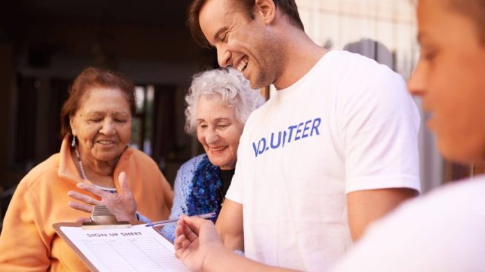 8 Ways to Give Back to Your Community