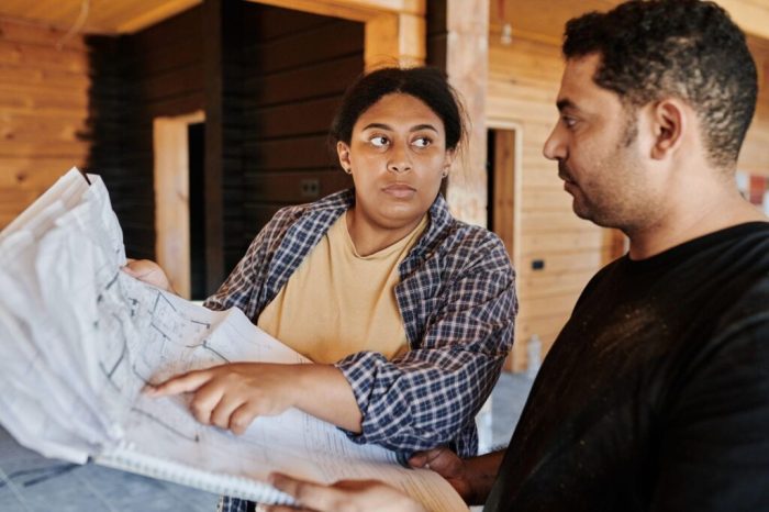 Construction manager infographic factors