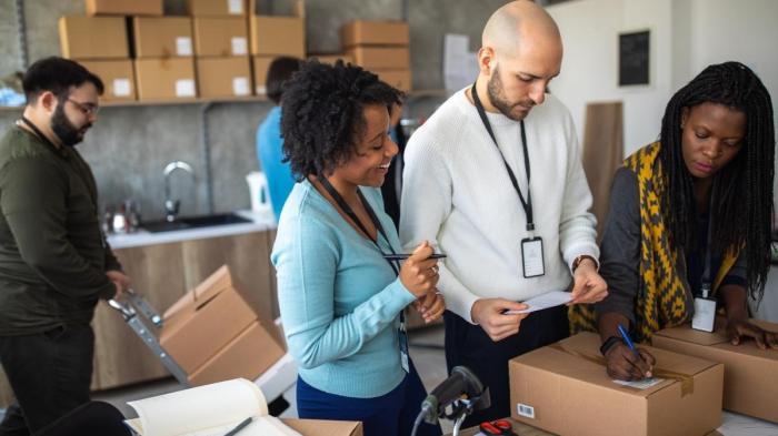 How to Build a Successful E-commerce Business in 1 Year