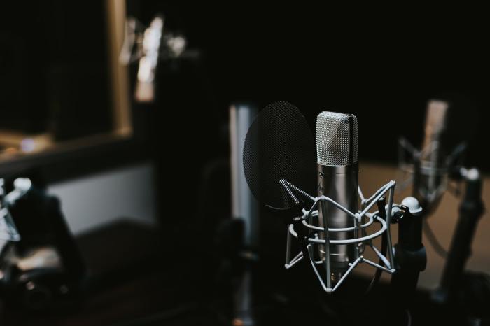 How to Build a Podcast That Generates Revenue